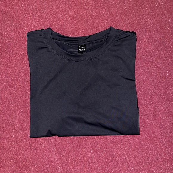 Shein Bae Solid Fitted T-shirt bundle - Picture 6 of 8